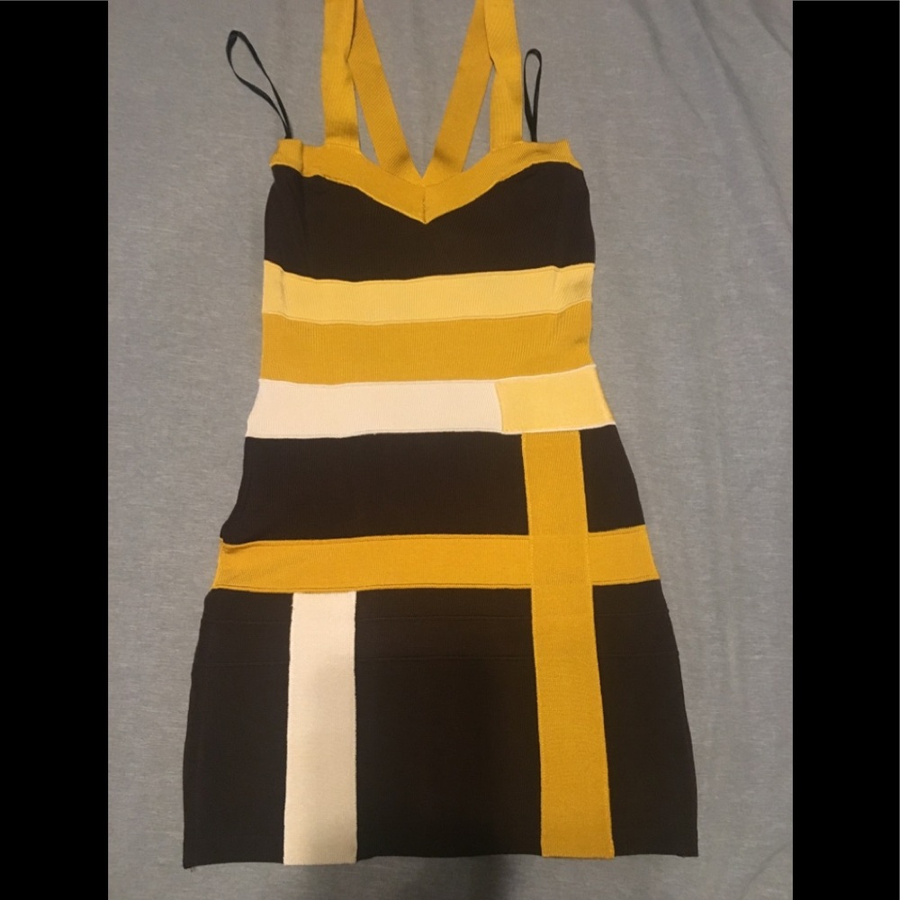 XS Bebe bandage dress